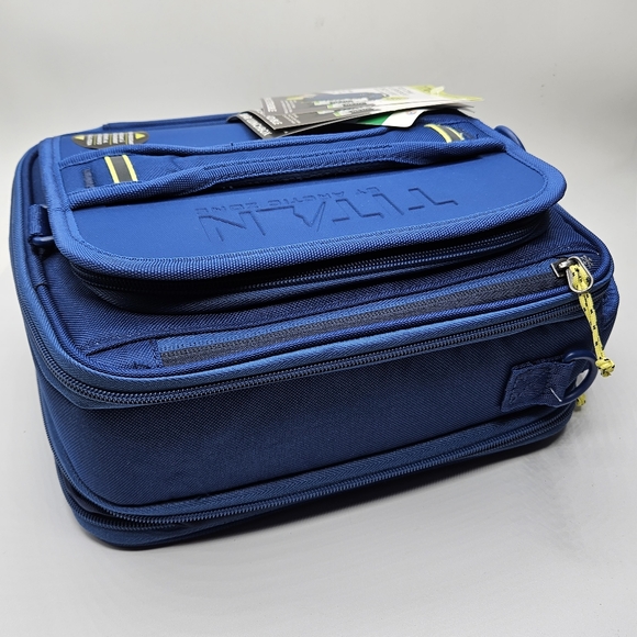 New titan deep freeze expandable lunchbox with container and 2 Ice walls - Picture 12 of 15